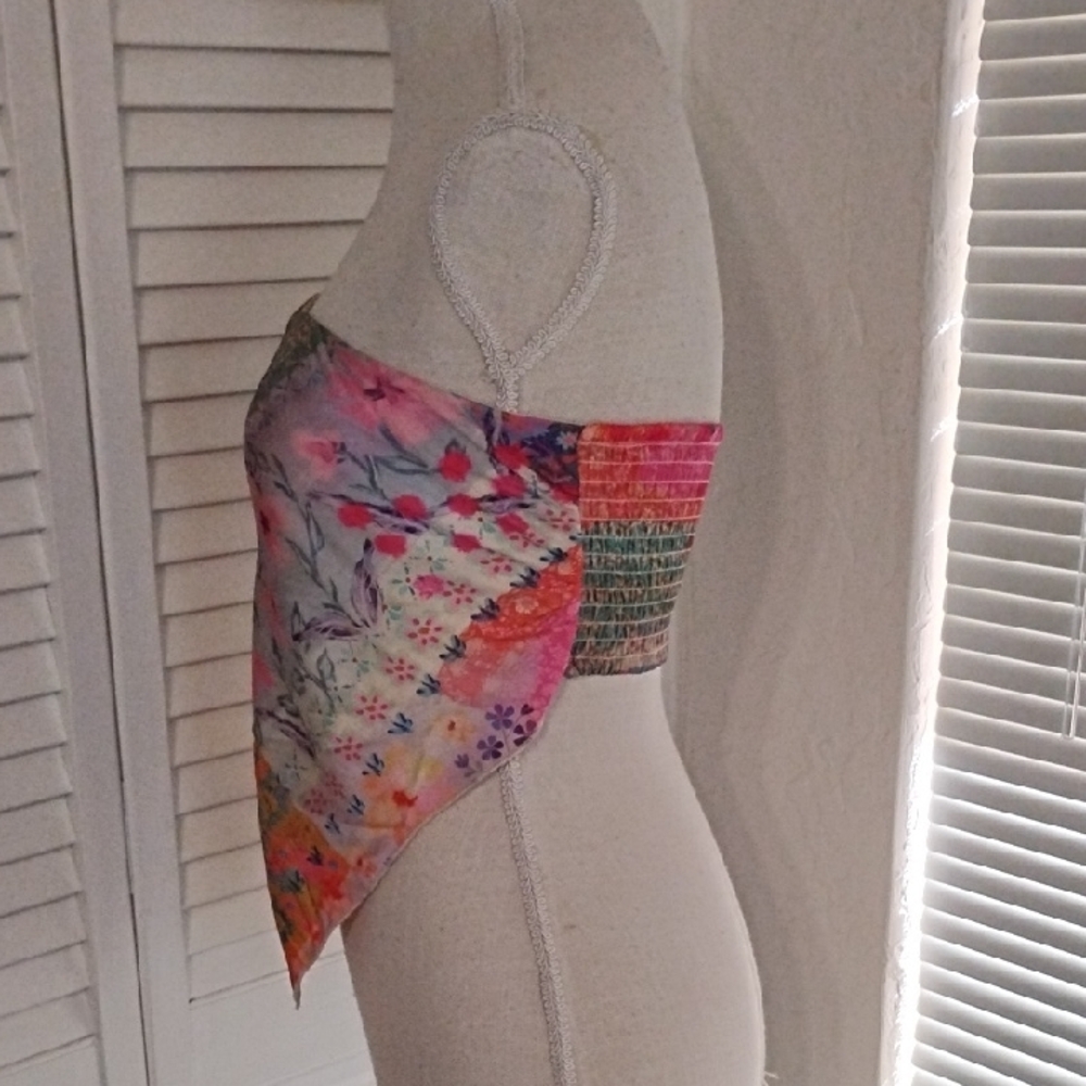 NATURAL LIFE Colorful Patchwork Crop Top - Picture 3 of 5